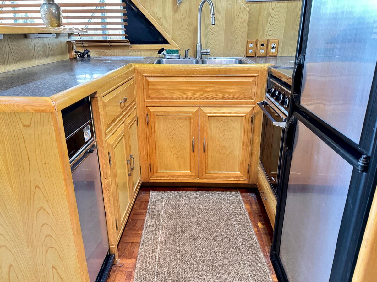 1988-ocean-alexander-50-5dac40