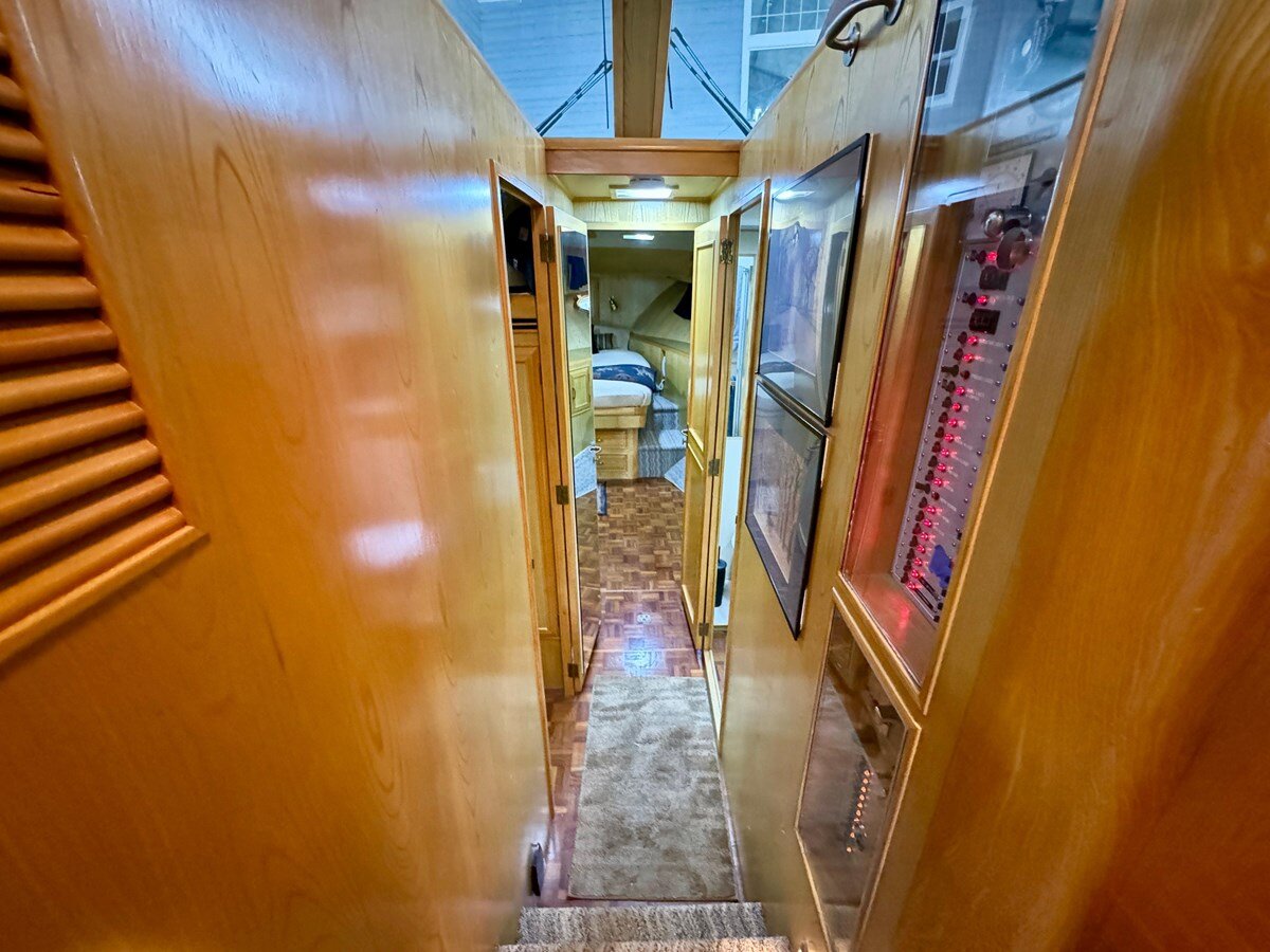 1988-ocean-alexander-50-5dac40