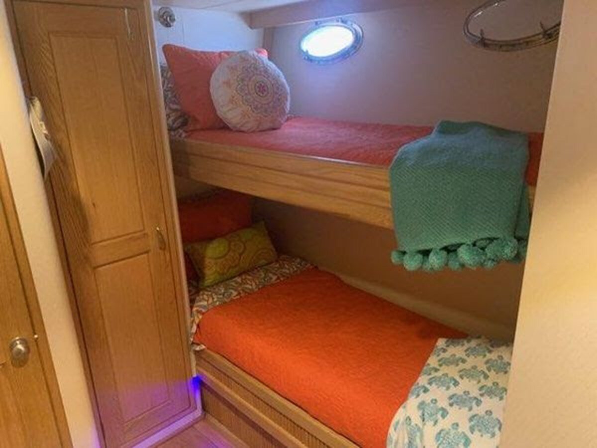 1988-viking-69-5-f73f13