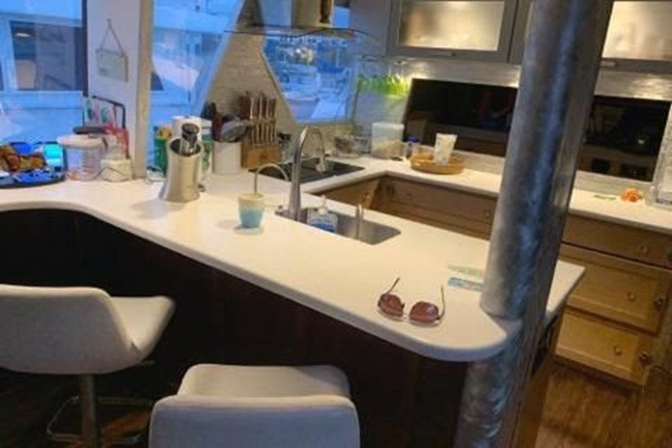 1988-viking-69-5-f73f13