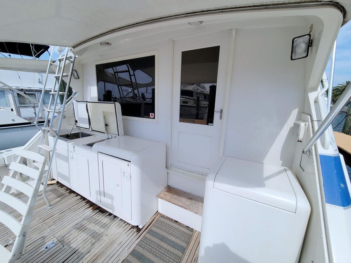 1989-bertram-50-3a88f3