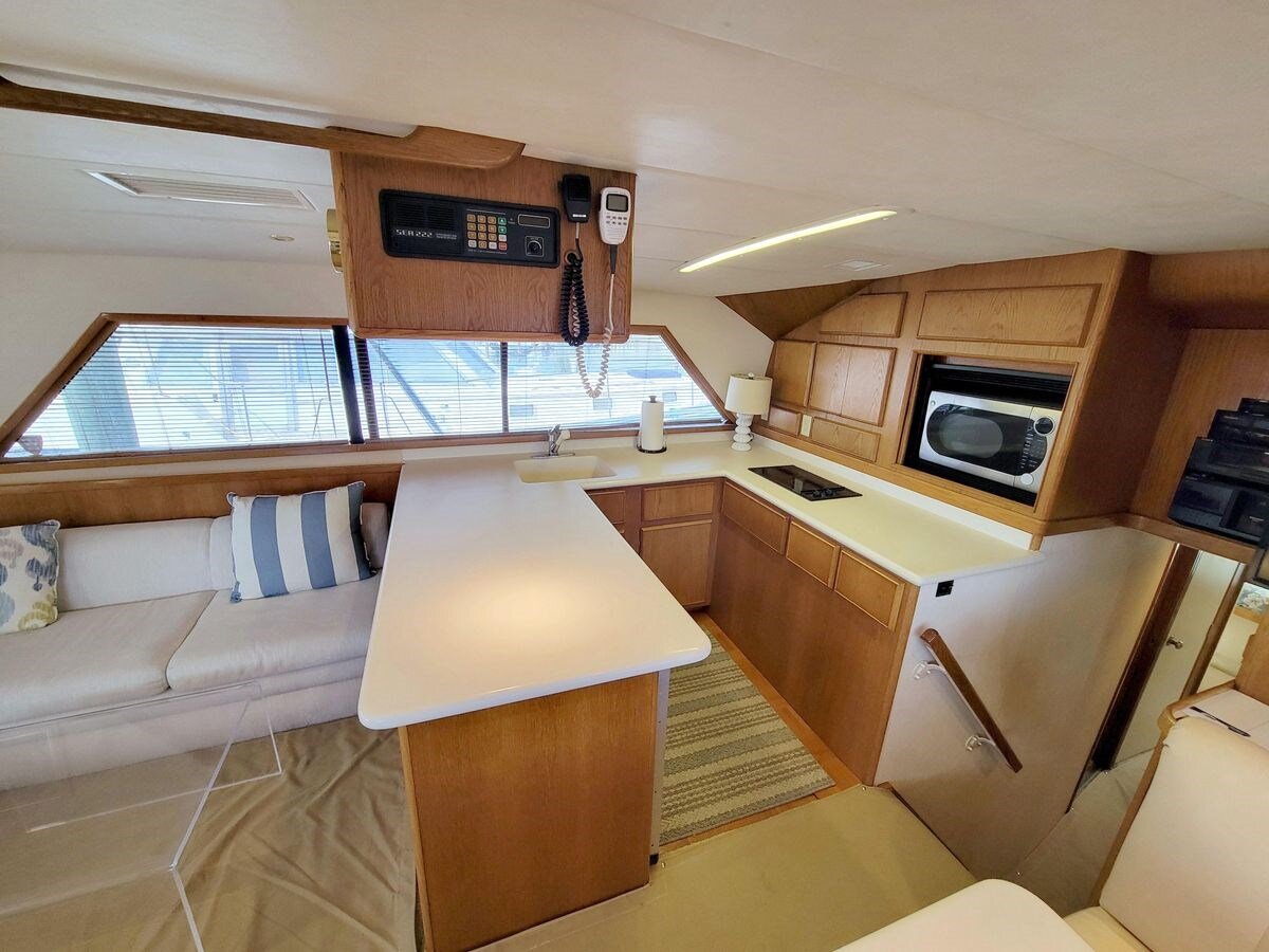 1989-bertram-50-3a88f3