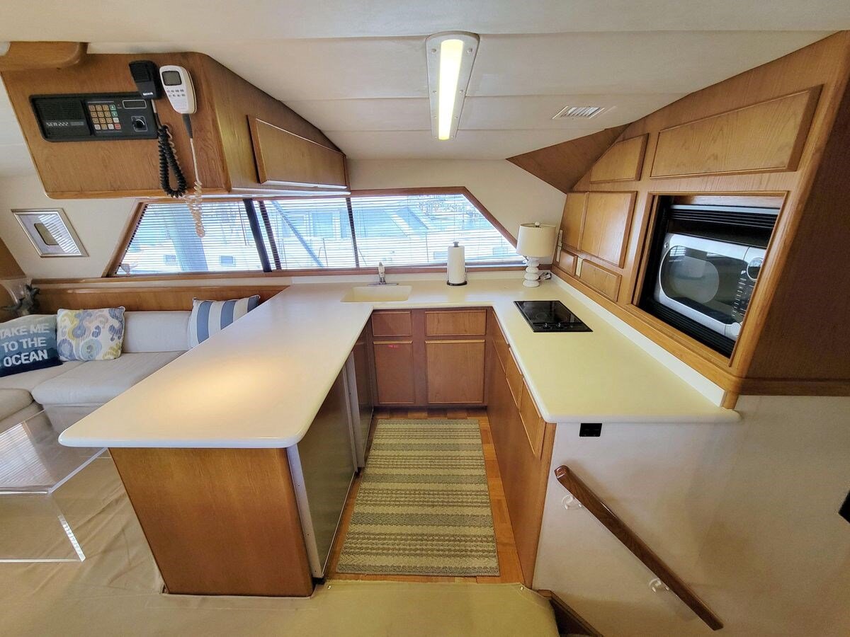 1989-bertram-50-3a88f3