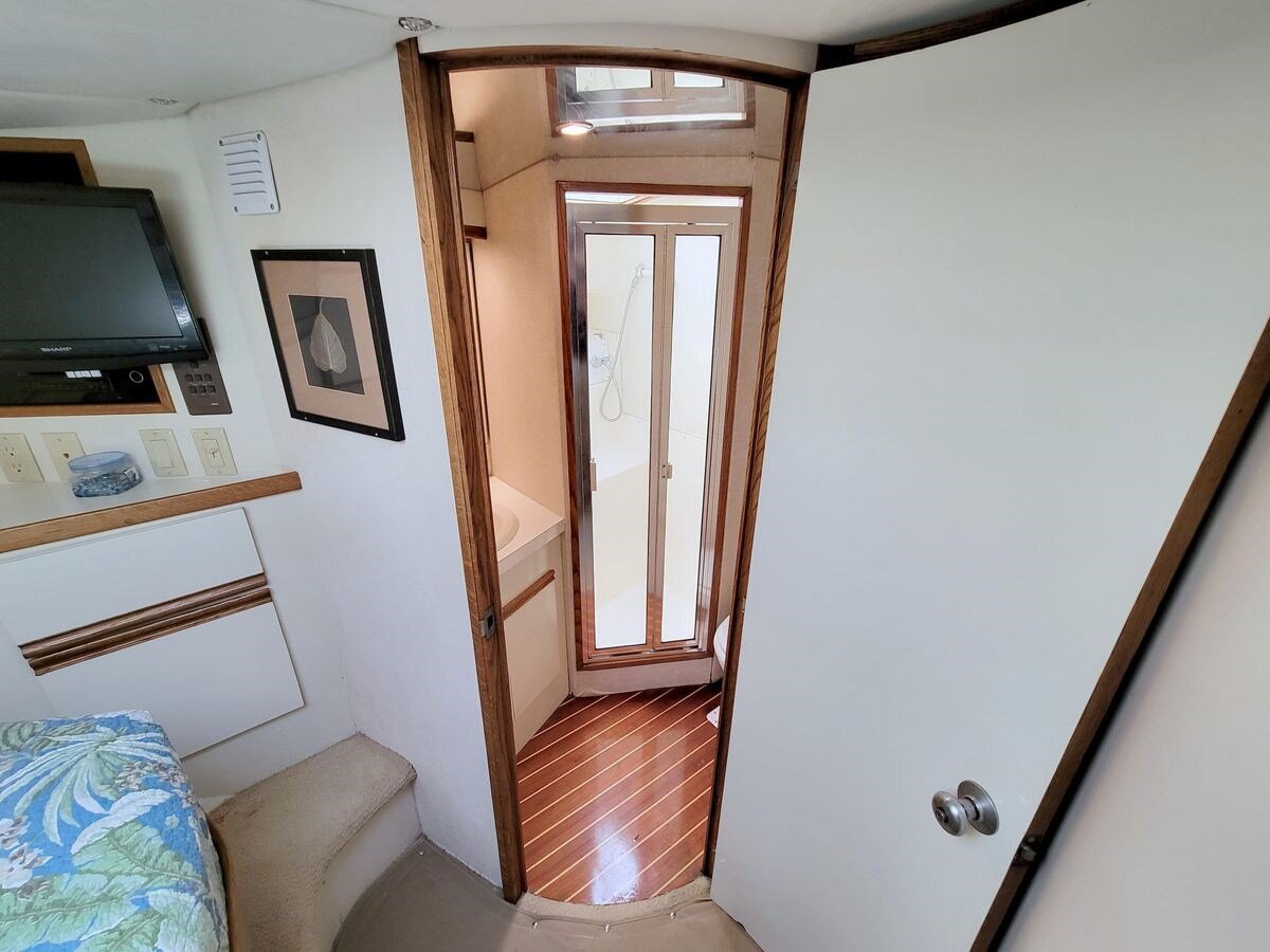 1989-bertram-50-3a88f3