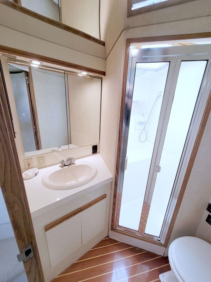 1989-bertram-50-3a88f3