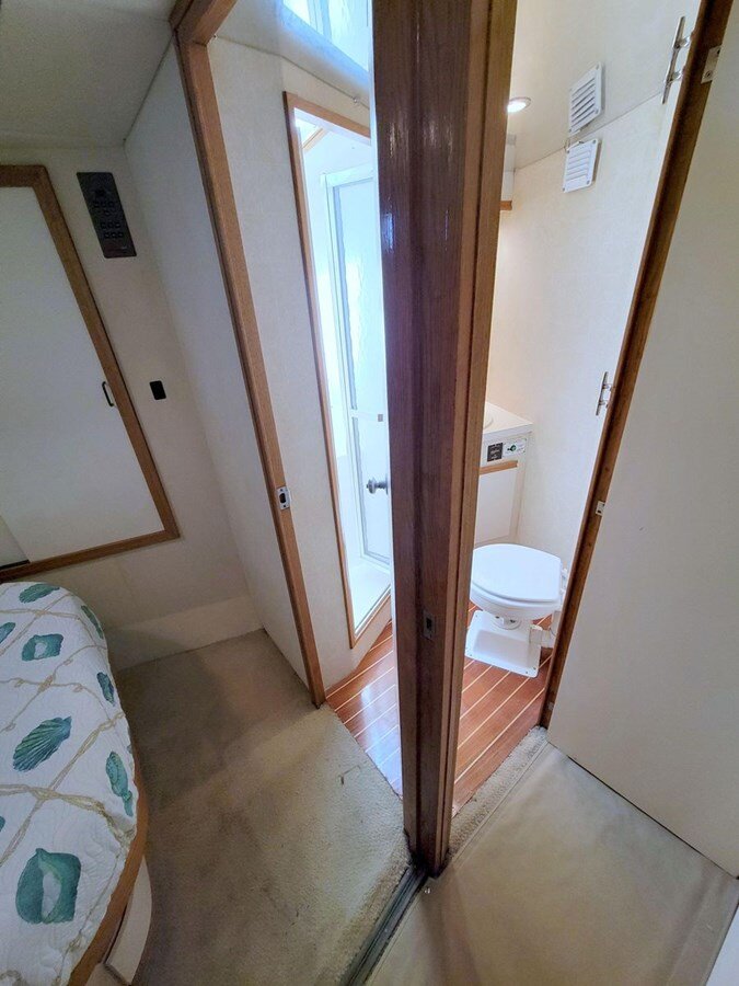 1989-bertram-50-3a88f3