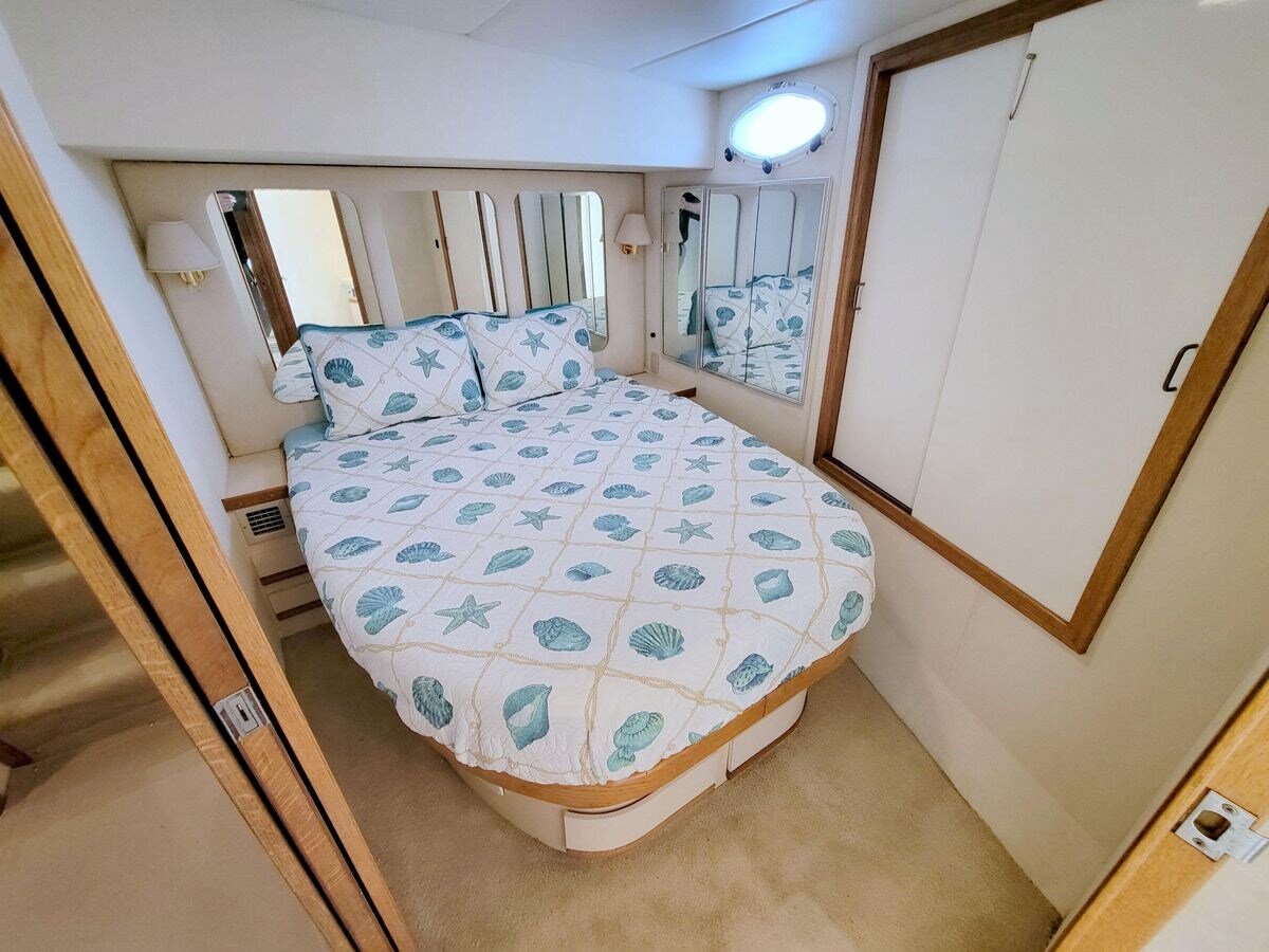 1989-bertram-50-3a88f3