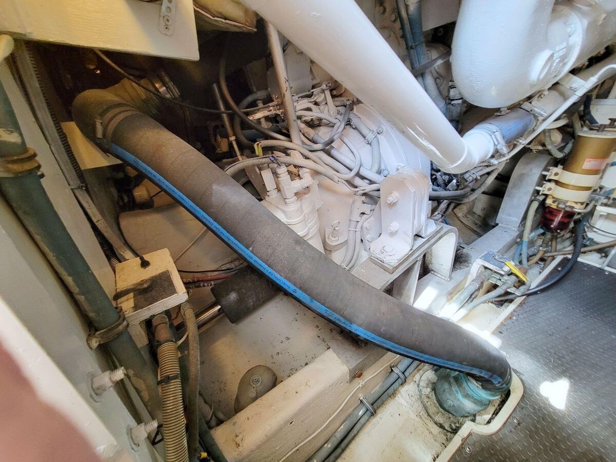 1989-bertram-50-3a88f3