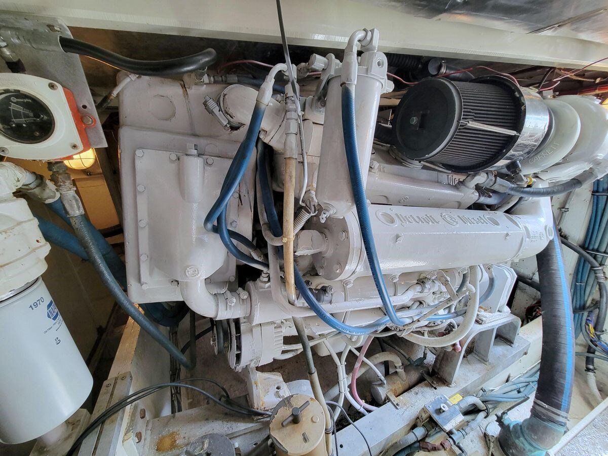 1989-bertram-50-3a88f3