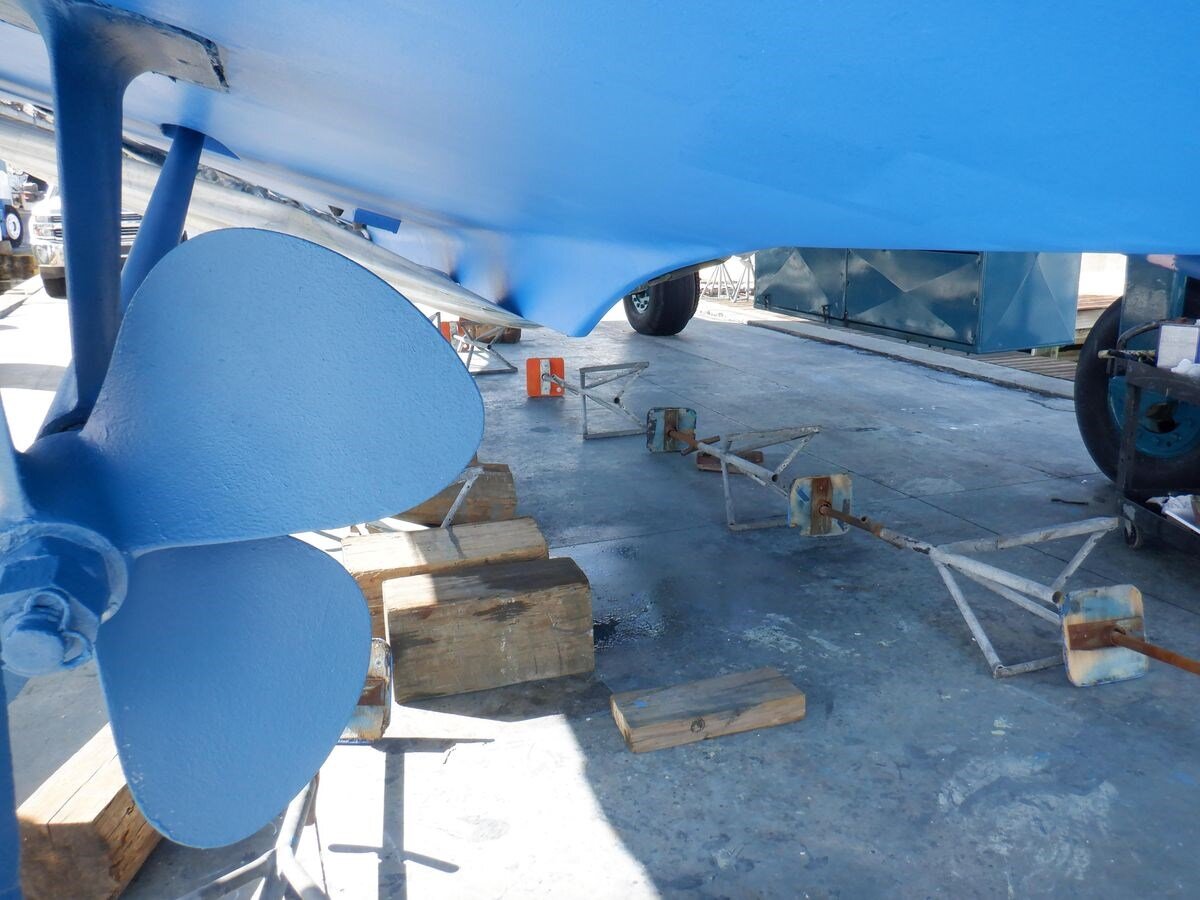 1989-bertram-50-3a88f3