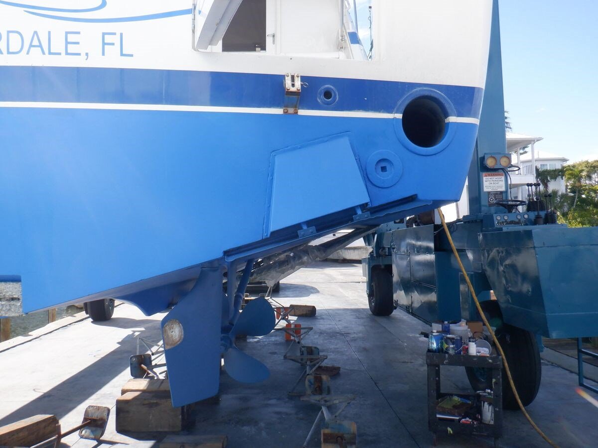 1989-bertram-50-3a88f3