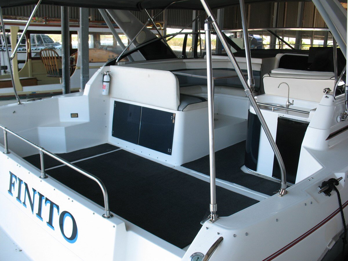 1990-bayliner-37-63f1c8