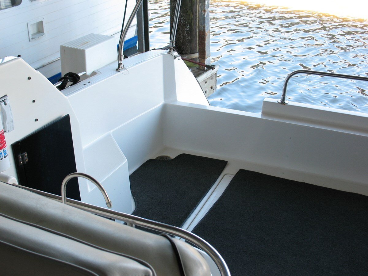 1990-bayliner-37-63f1c8