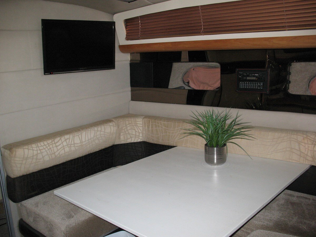 1990-bayliner-37-63f1c8