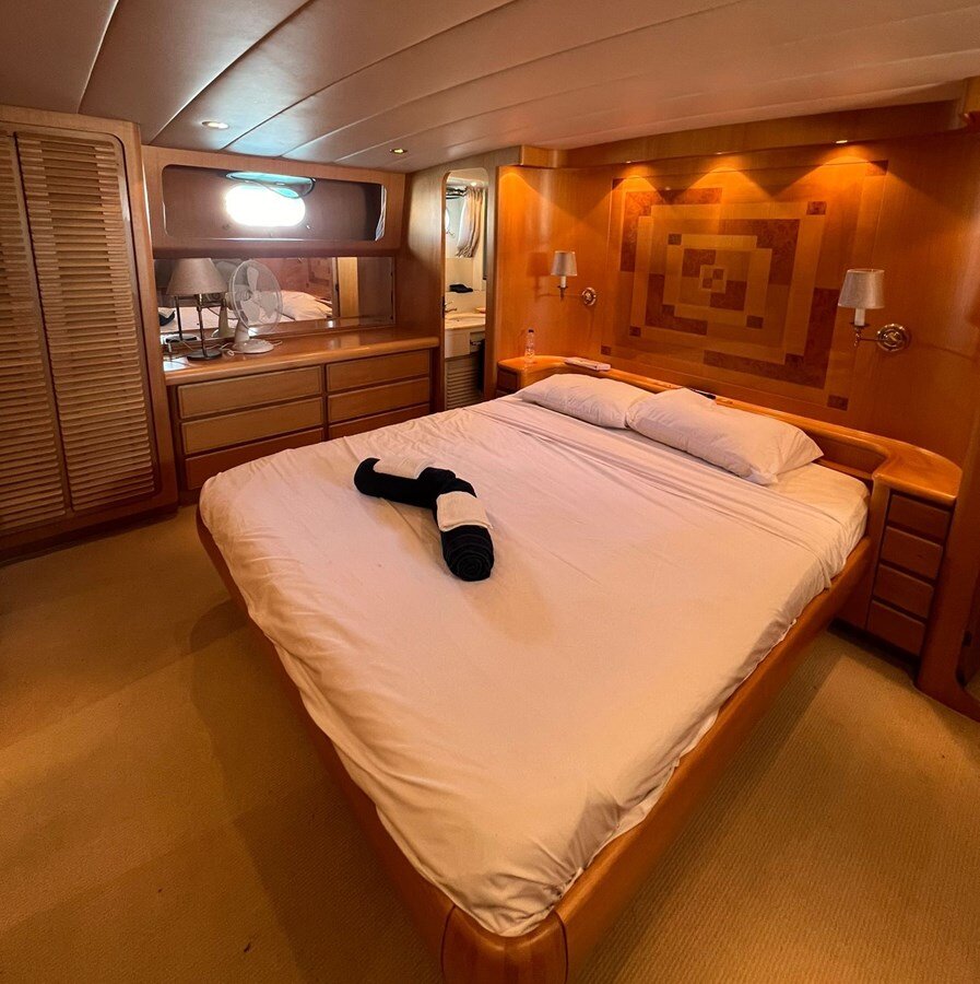 1990-canados-74-10-ebd984