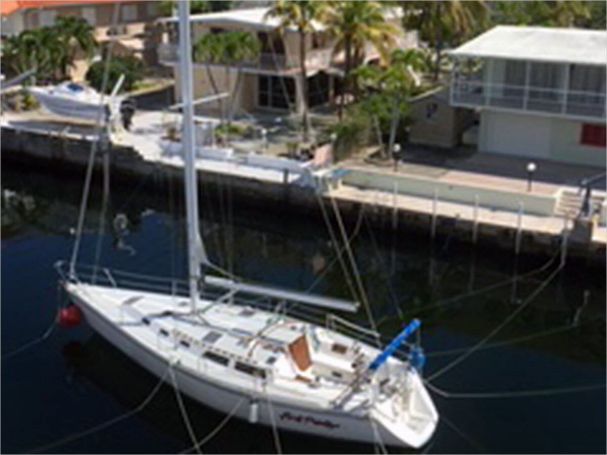 1990-catalina-42-1-017faa