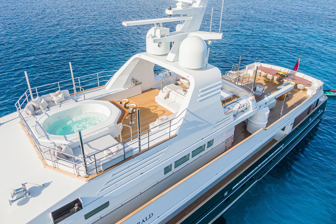 1990 FEADSHIP 165' 5