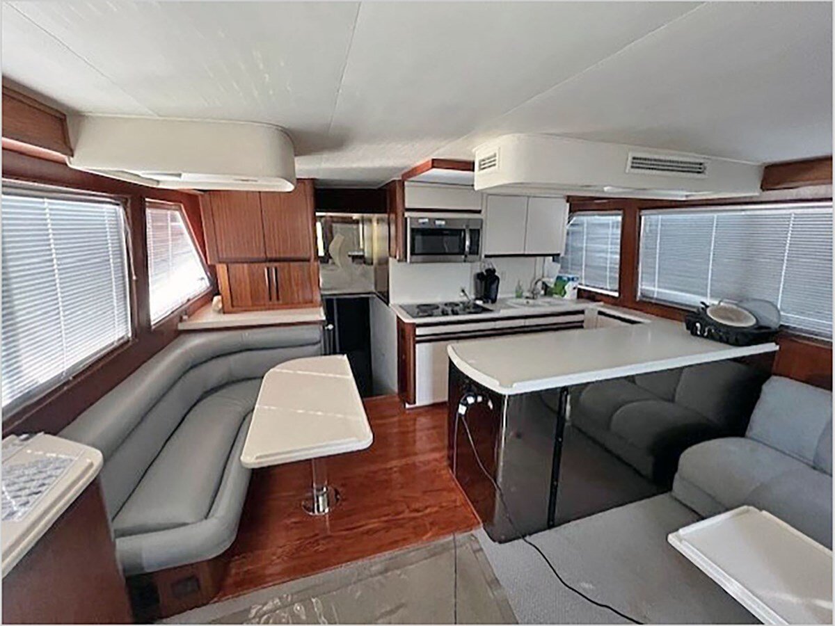 1990-hatteras-58-1-04ec22