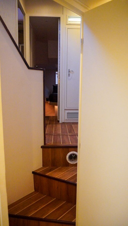 1990-hatteras-62-3-b5d22e