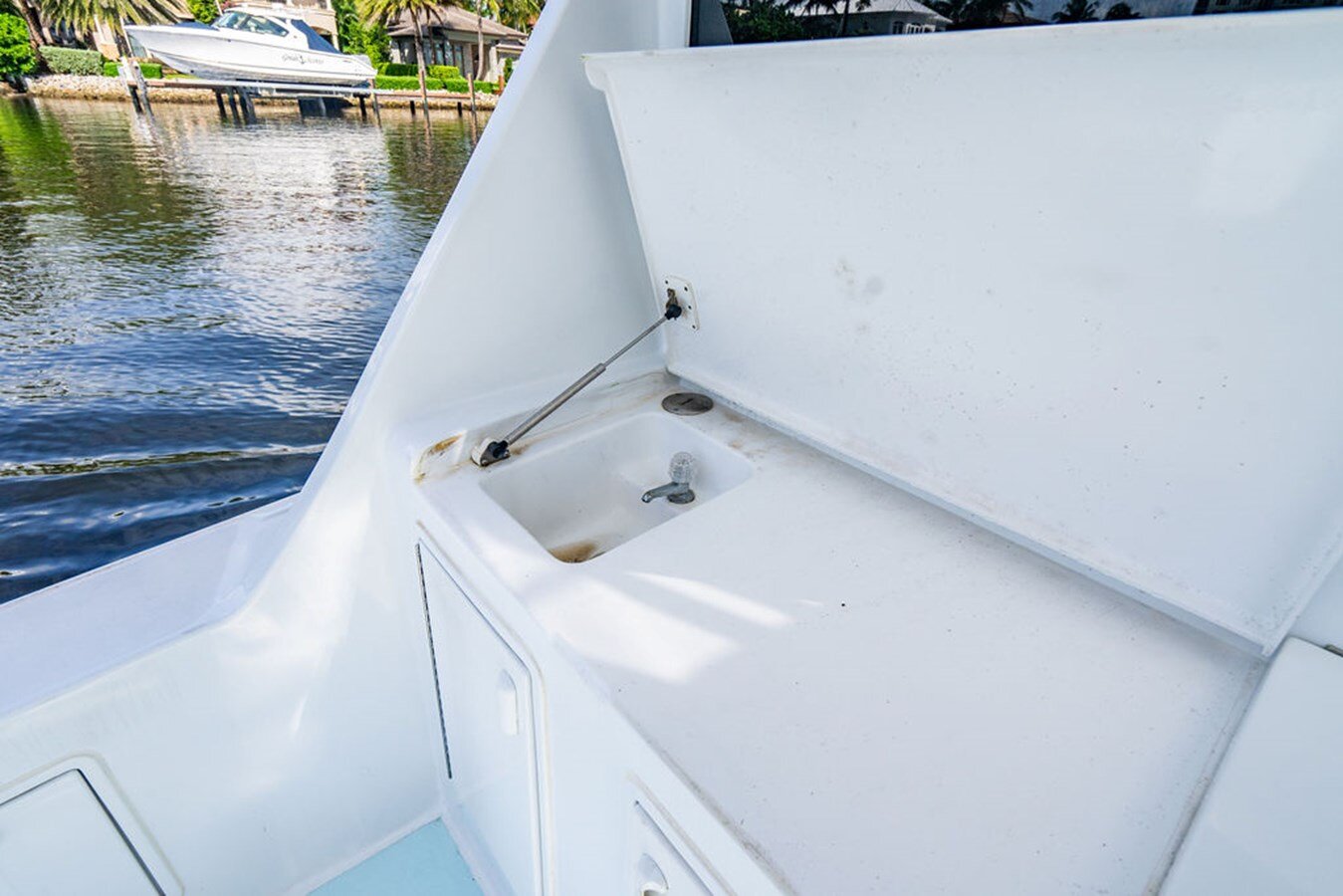 1990-ocean-yachts-48-b99d8b