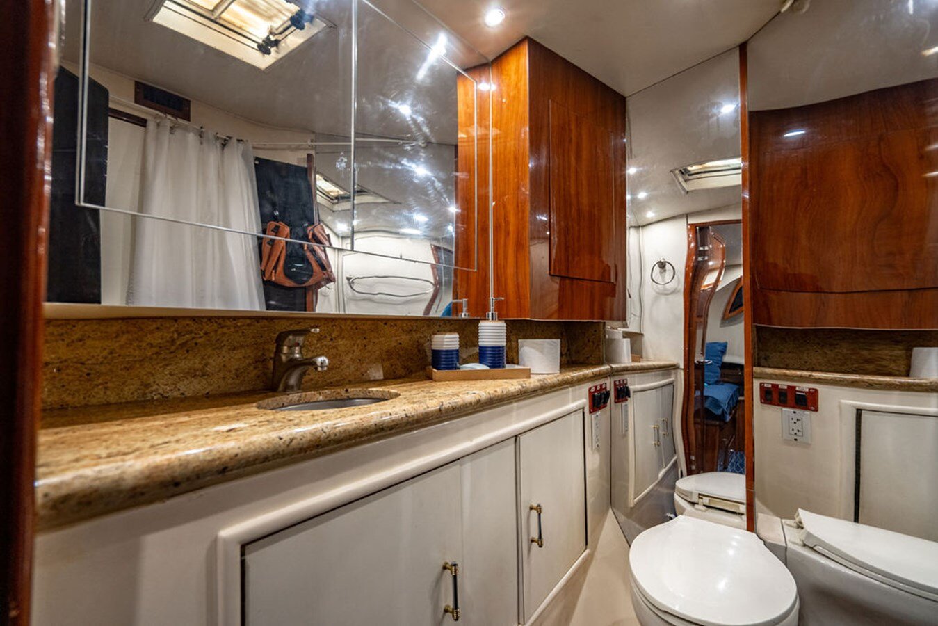 1990-ocean-yachts-48-b99d8b