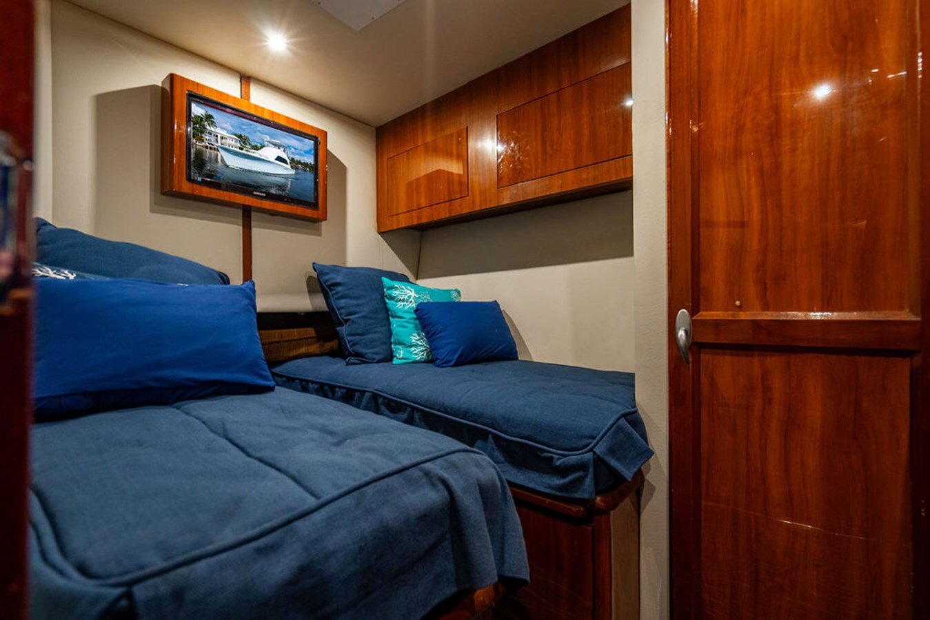 1990-ocean-yachts-48-b99d8b