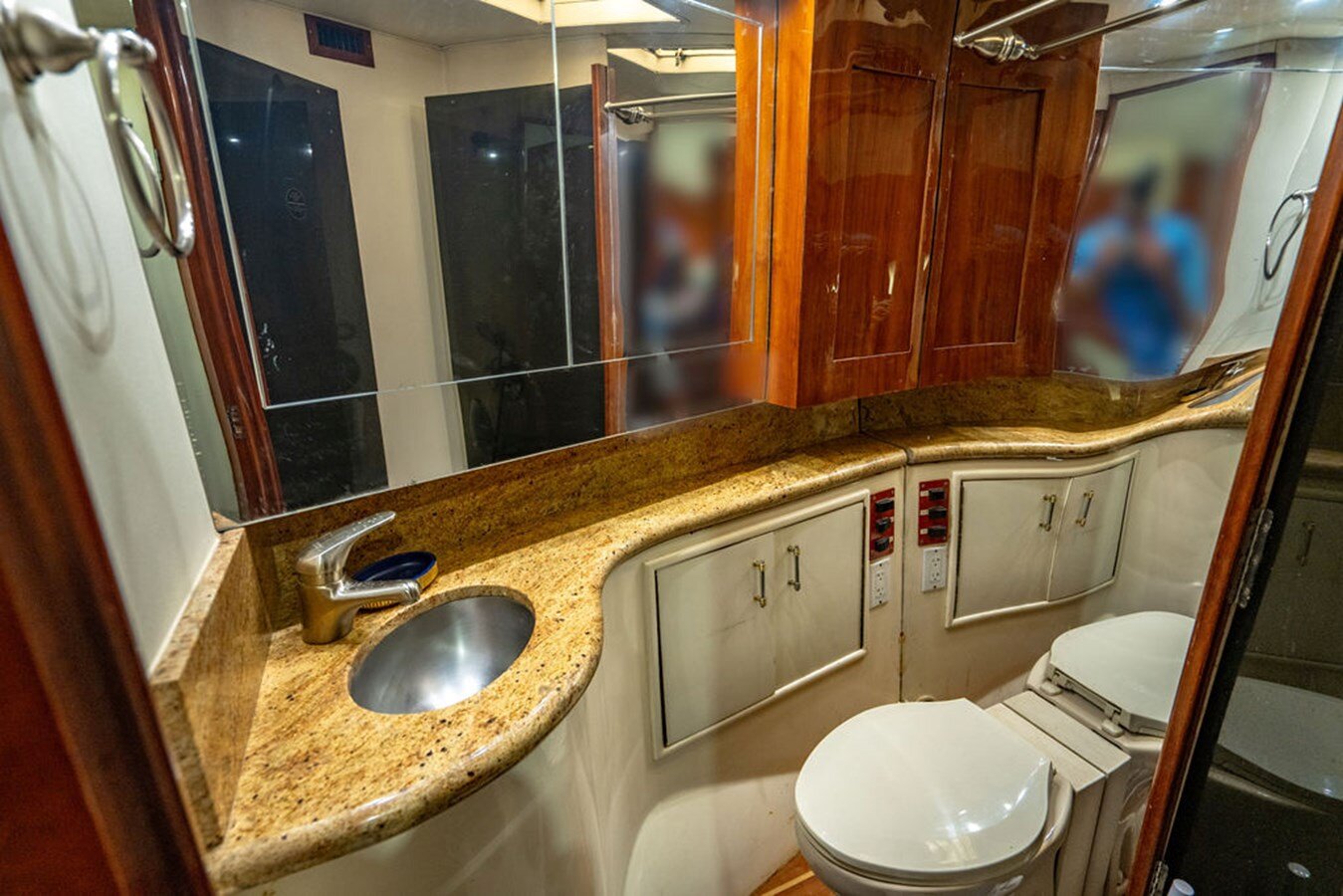 1990-ocean-yachts-48-b99d8b