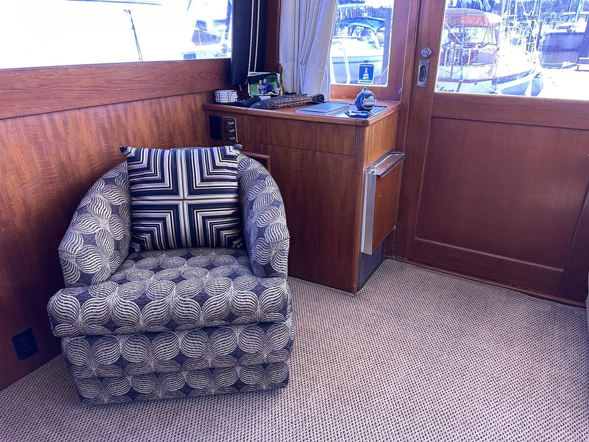 1990-post-46-9-8c6008