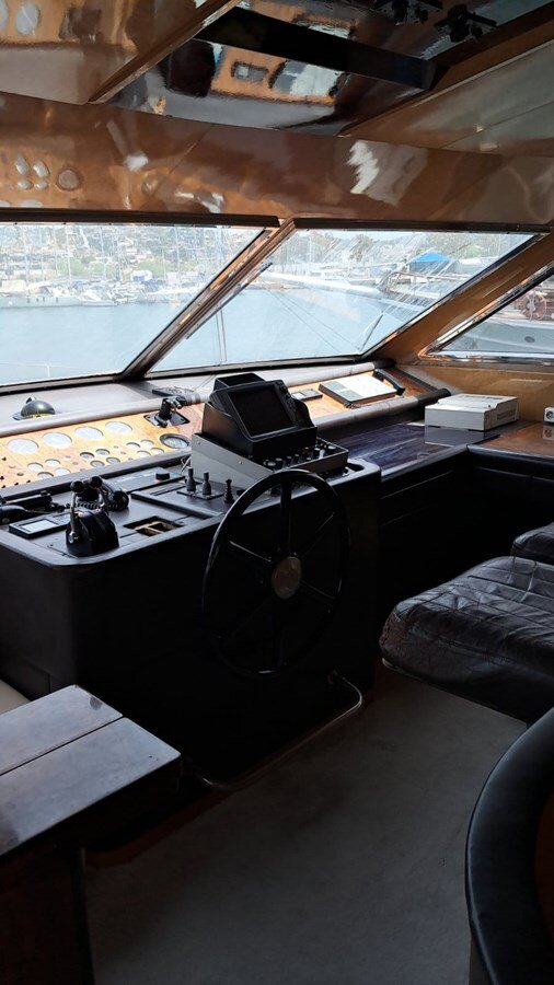 1990-sanlorenzo-76-6-0c13d3