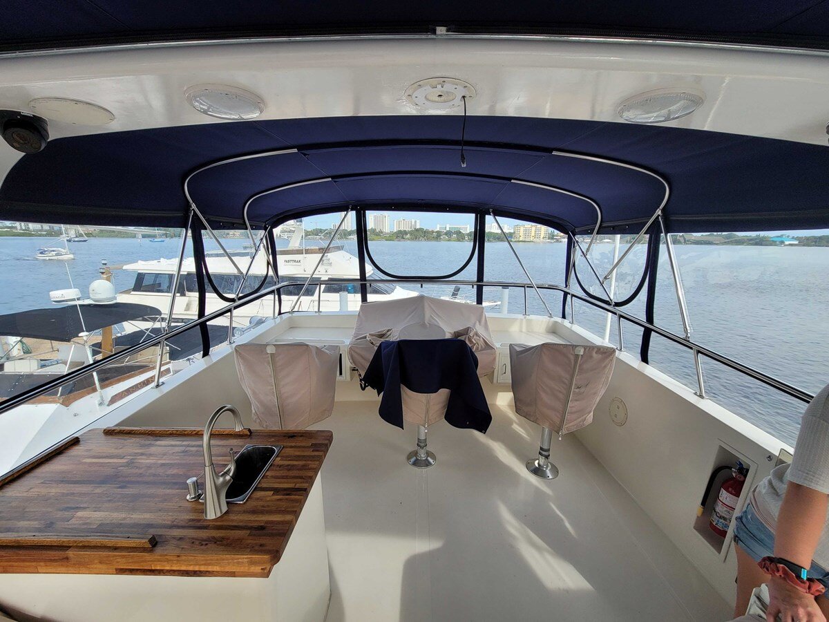 1990-viking-63-667ef8