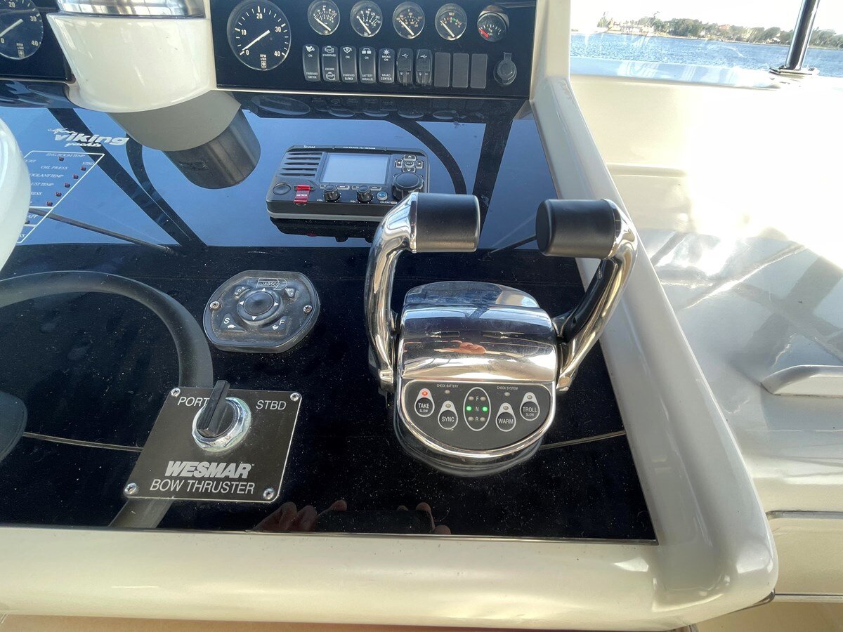 1990-viking-63-667ef8