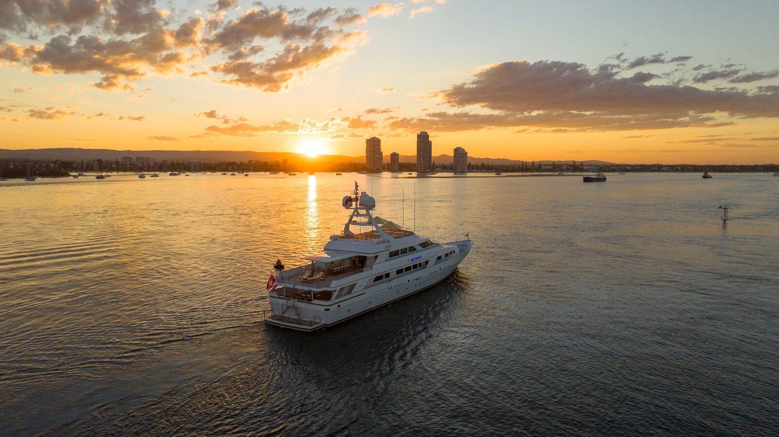 1991-benetti-150-11-317778