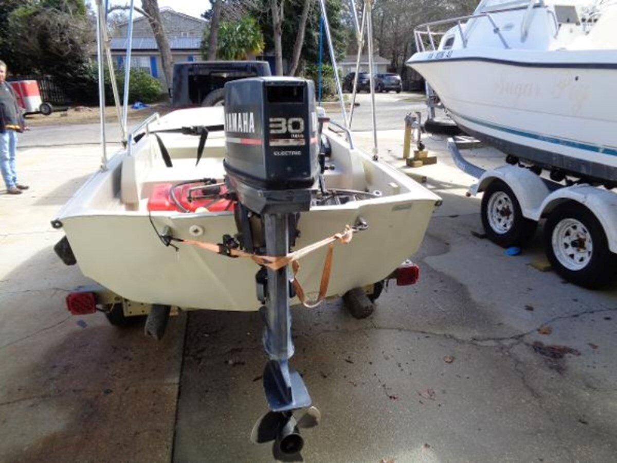 1991-boston-whaler-13-f7c8c8