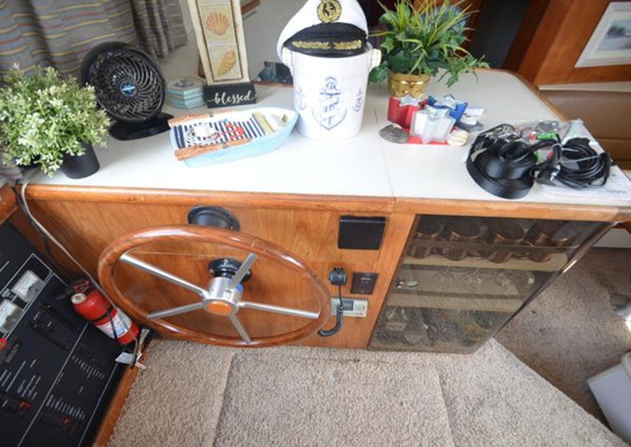 1991-carver-35-9-657bfb