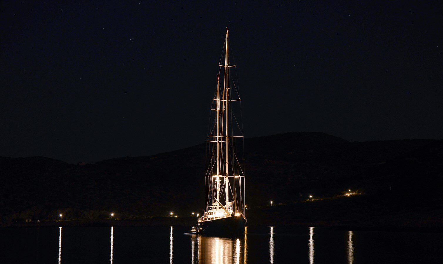 1991 PERINI NAVI 152' 7