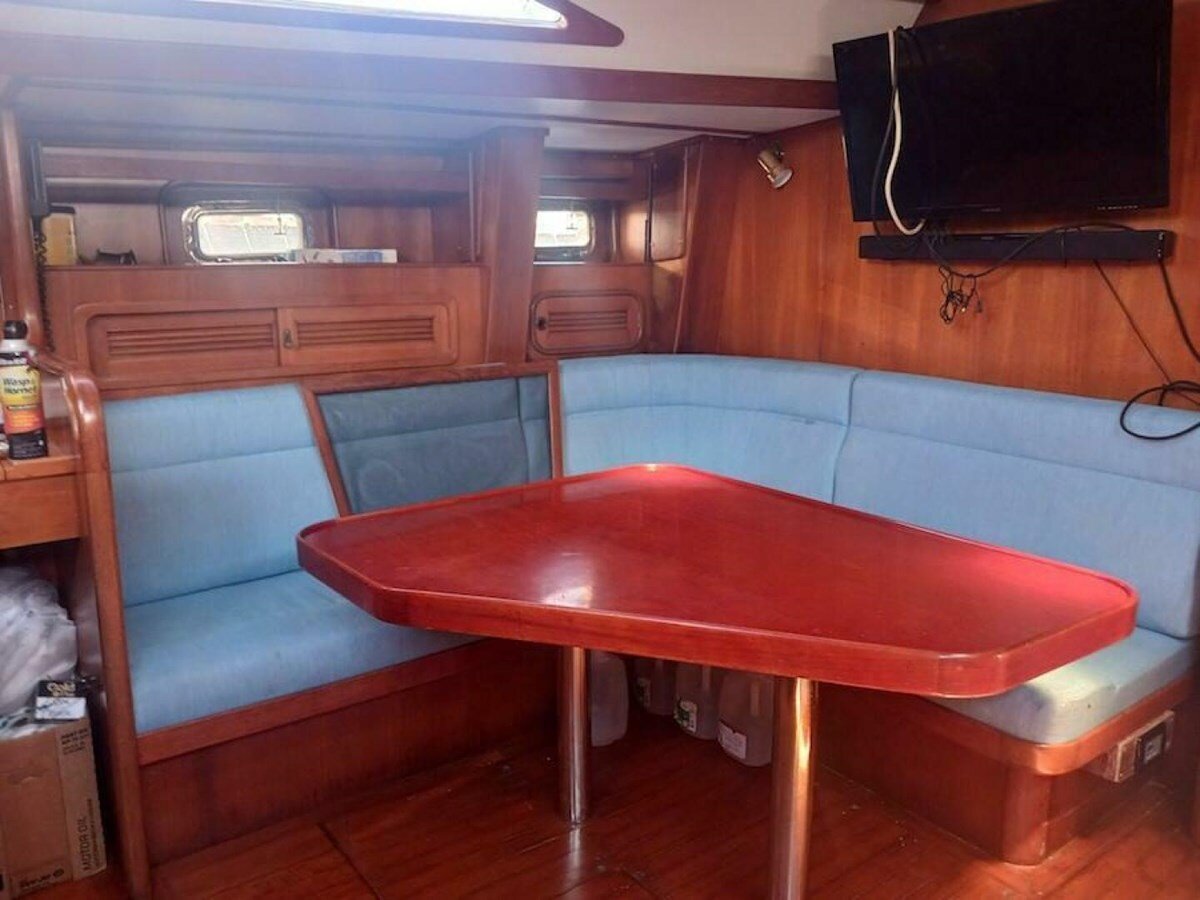 1991-tayana-55-6-8d8bd5