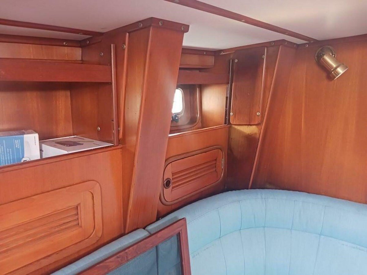 1991-tayana-55-6-8d8bd5