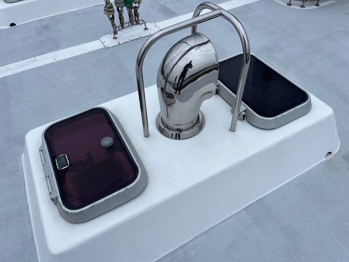 1992-devonport-yachts-67-26d919