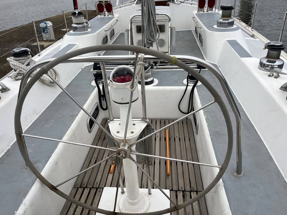 1992-devonport-yachts-67-26d919