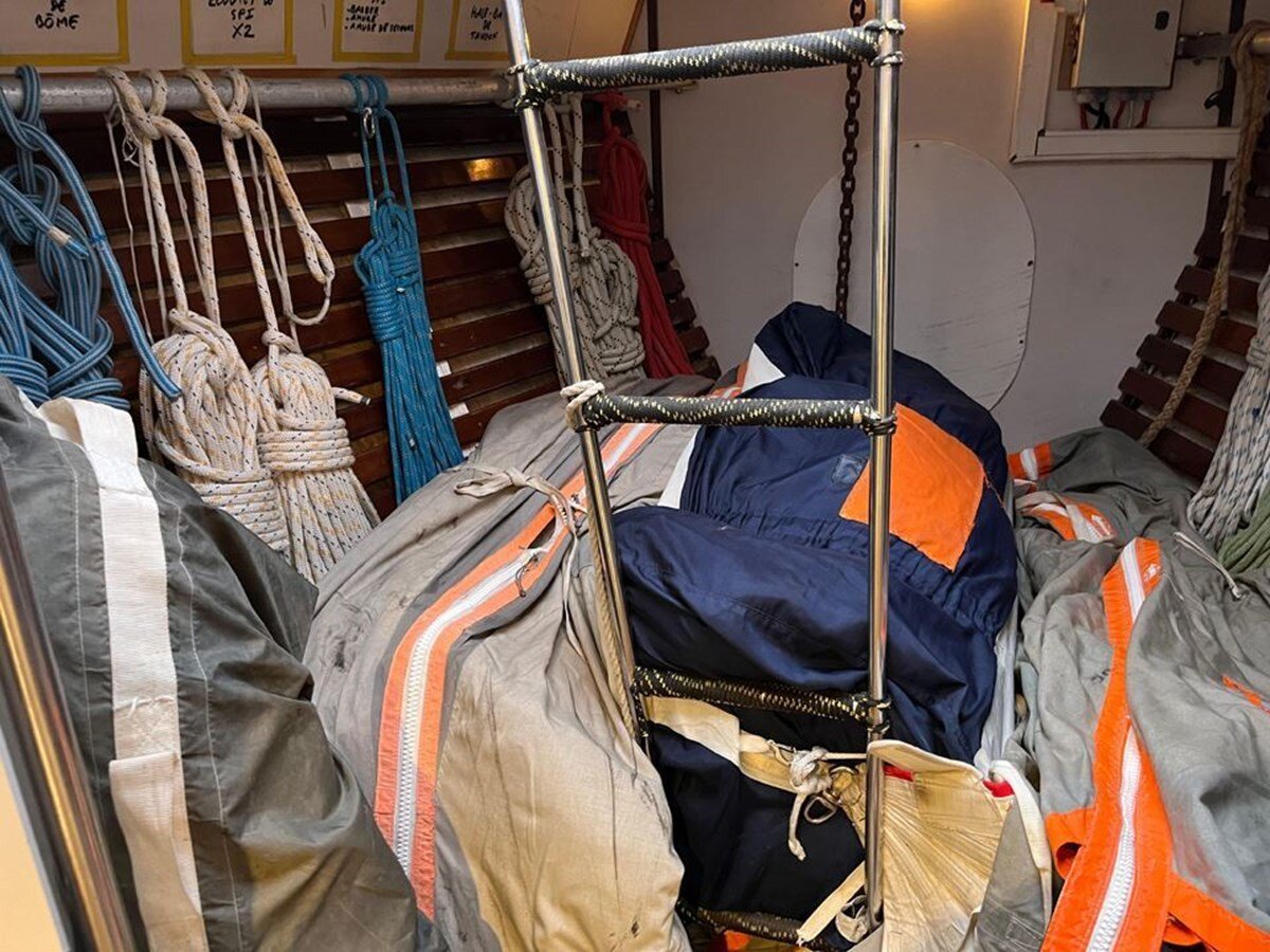 1992-devonport-yachts-67-26d919