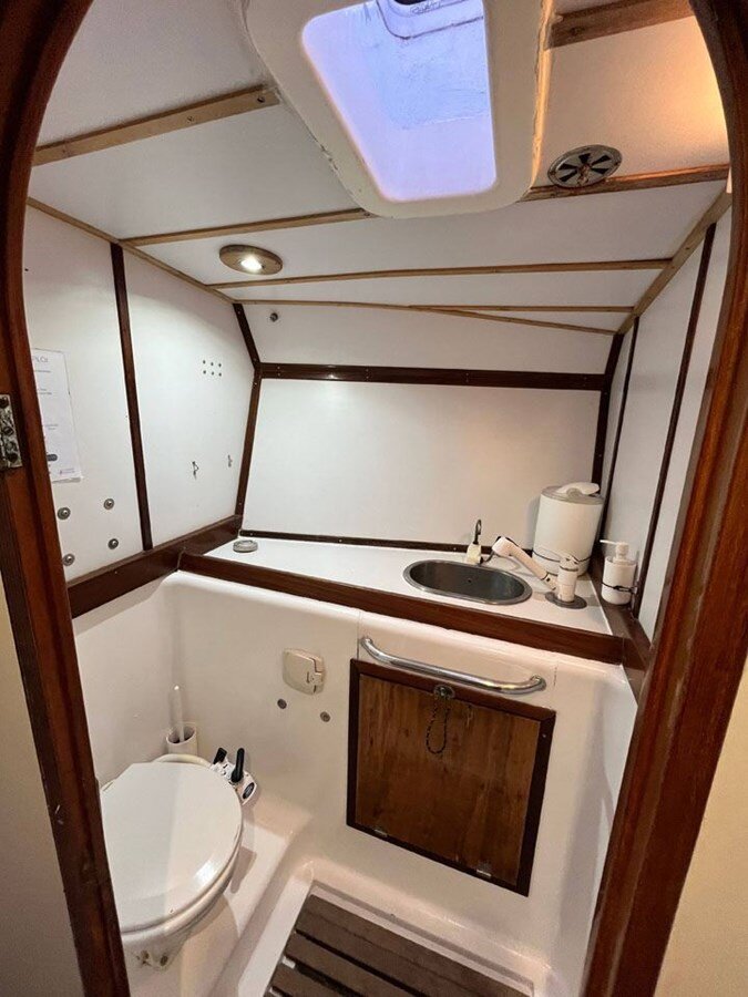 1992-devonport-yachts-67-26d919