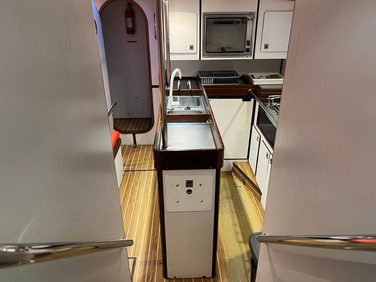 1992-devonport-yachts-67-26d919