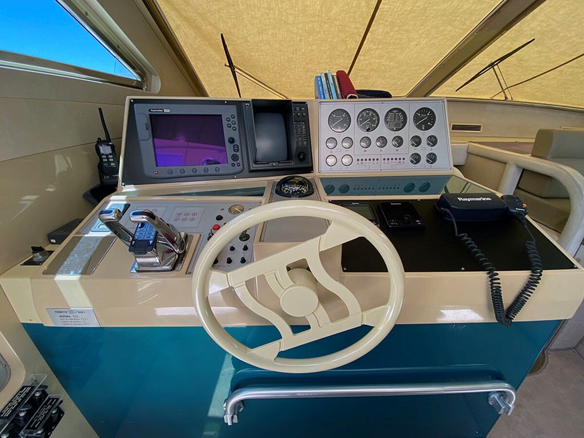 1992-ferretti-yachts-63-6-167f29