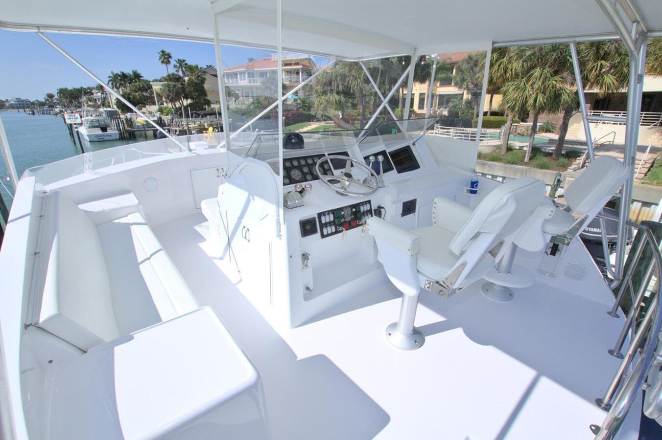 1992-hatteras-54-6eb0e2