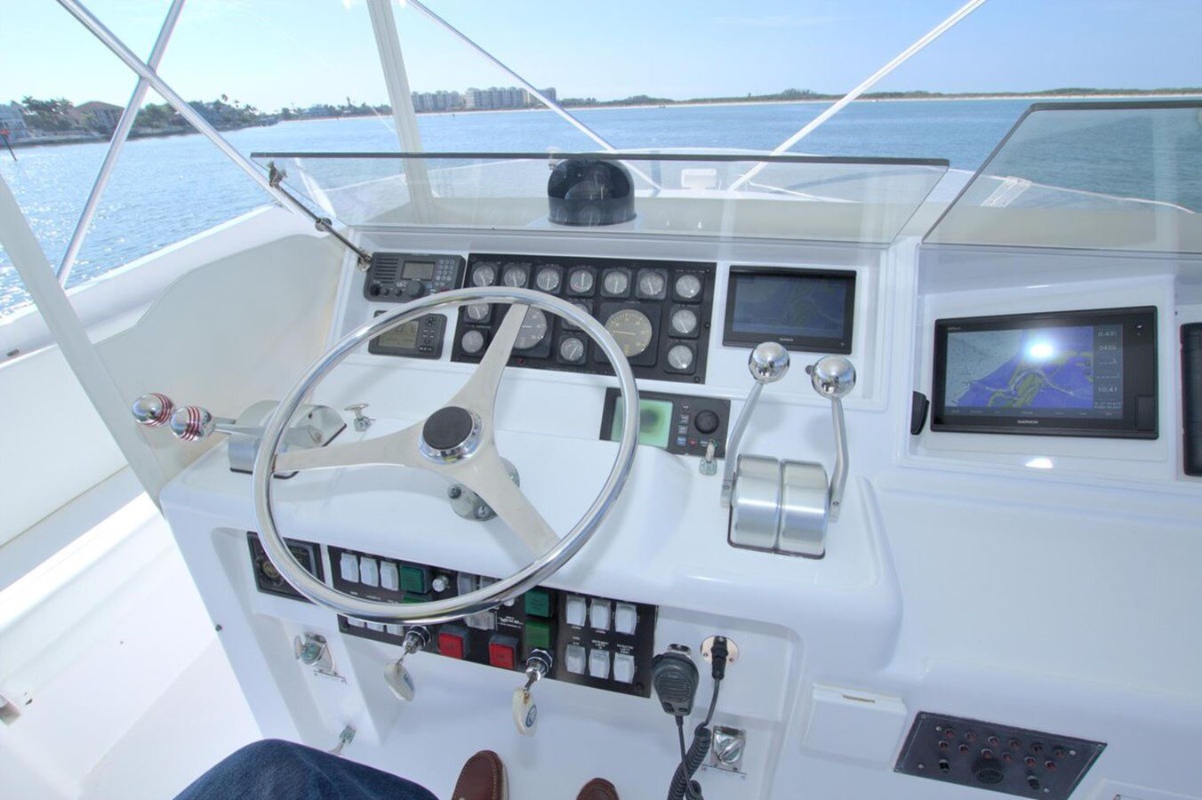 1992-hatteras-54-6eb0e2