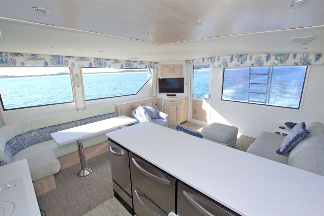 1992-hatteras-54-6eb0e2