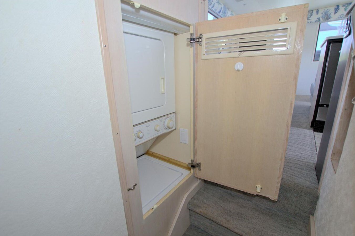 1992-hatteras-54-6eb0e2