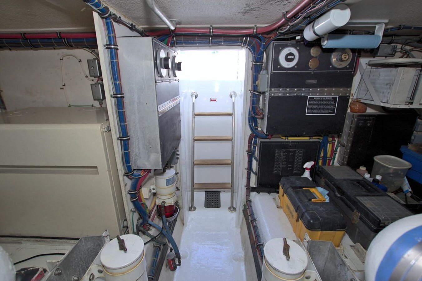 1992-hatteras-54-6eb0e2