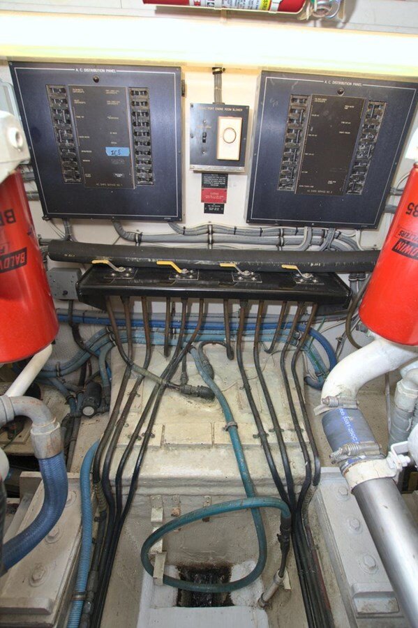 1992-hatteras-54-6eb0e2