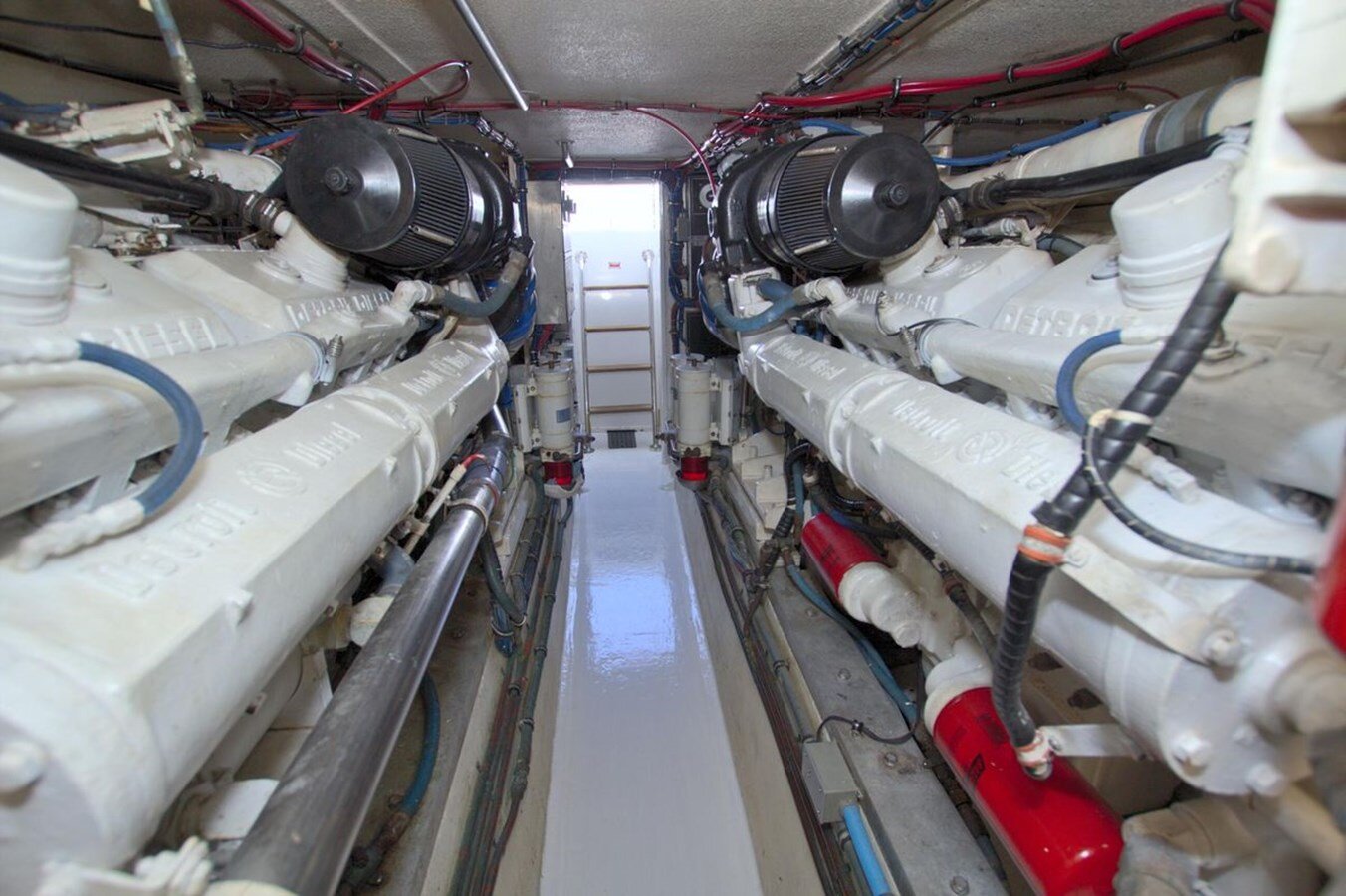 1992-hatteras-54-6eb0e2